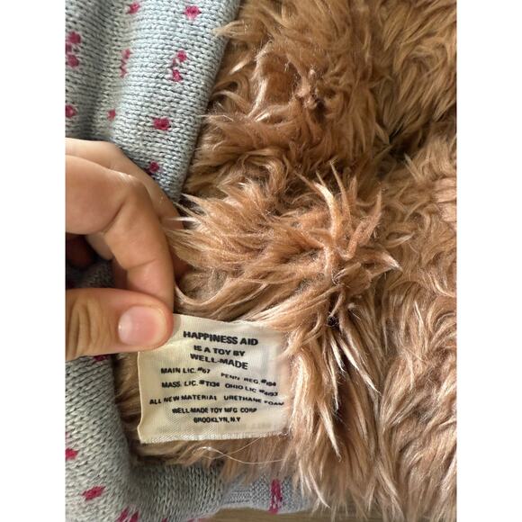 Vintage 1980s Well-Made Toy “Happiness Aid” Teddy Bear 30” Jumbo Plush Sweater - Picture 4 of 6